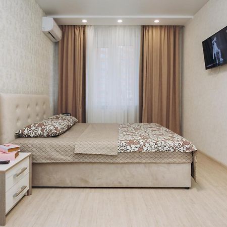 Luxe Apart-Hotel Near Lavina New Building 1 Floor Sumy Exterior photo