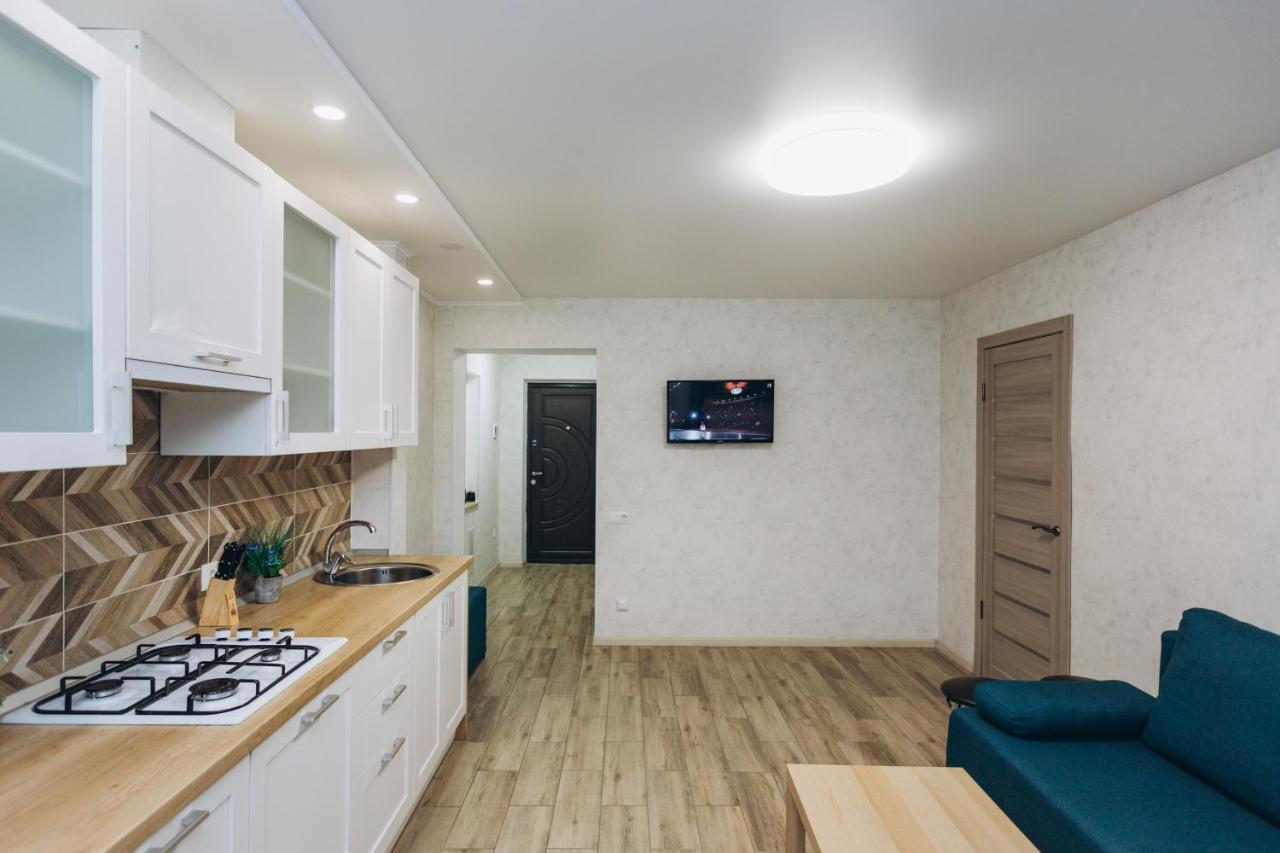 Luxe Apart-Hotel Near Lavina New Building 1 Floor Sumy Exterior photo